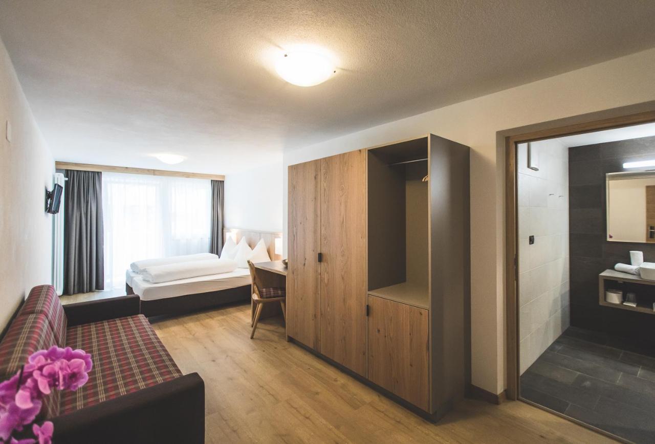 Hotel Adler Ahrntal Buitenkant foto